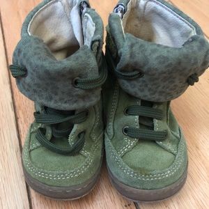 Bundle Primigi Boots & Old Navy SlipOn Shoes